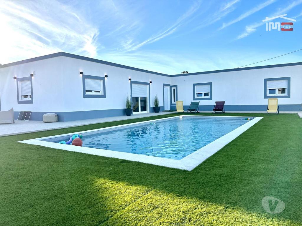 Terrenos Montijo - Fotos para Fantástica Quinta com 4 Moradias c Piscina, Garagem, anexos