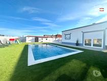 Fantástica Quinta com 4 Moradias c Piscina, Garagem, anexos