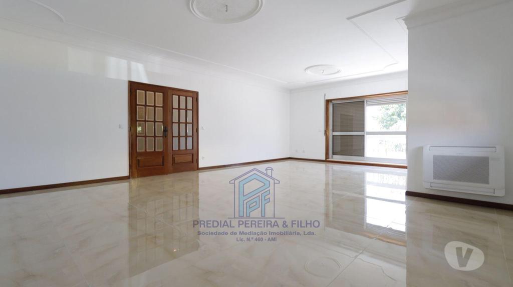 Apartamentos a venda Valongo - Fotos para Moradia 4 frentes Tipo chalé Remodelada Alfena Junto à