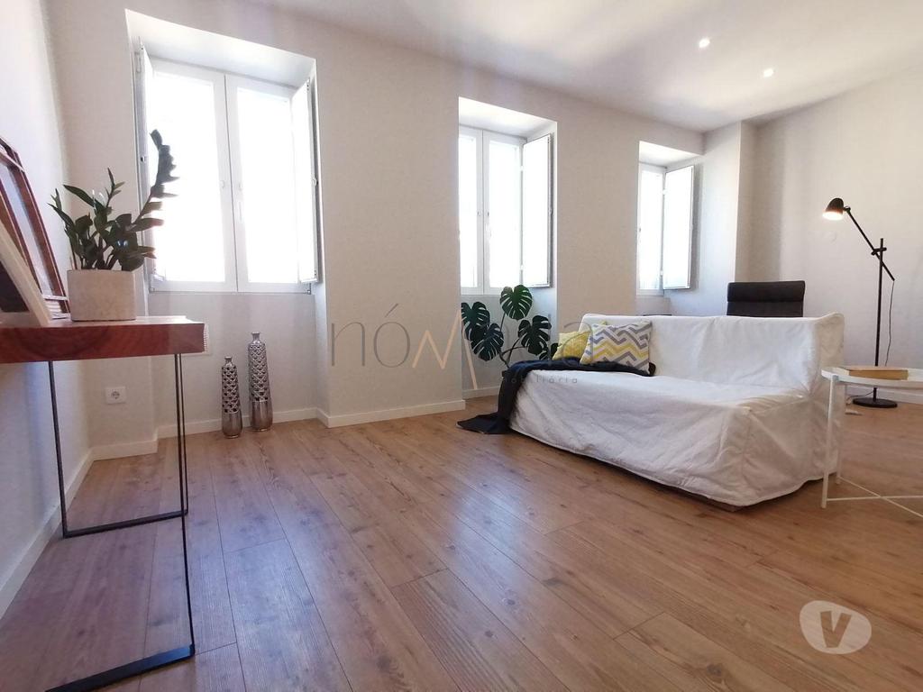 Apartamentos a venda Almada - Fotos para Apartamento T1 recente, de arquitectura tradicional, na Cova da