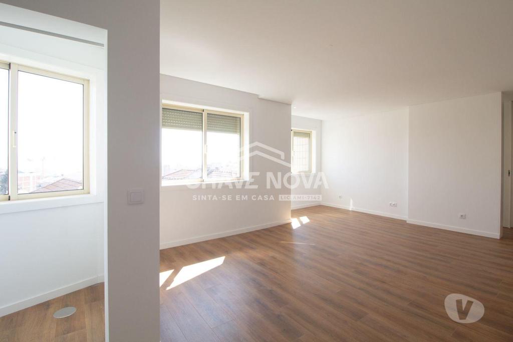 Apartamentos a venda Porto - Fotos para Apartamento T1+1 Novo com garagem - Campanhã Porto (PRTBV 00472)