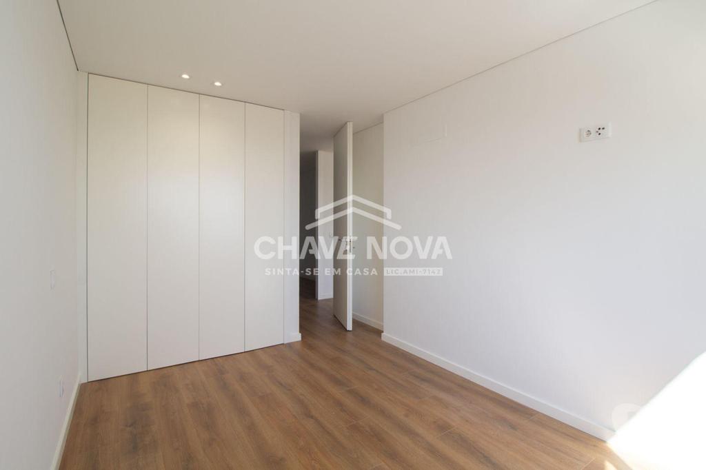 Apartamentos a venda Porto - Fotos para Apartamento T1+1 Novo com garagem - Campanhã Porto (PRTBV 00472)