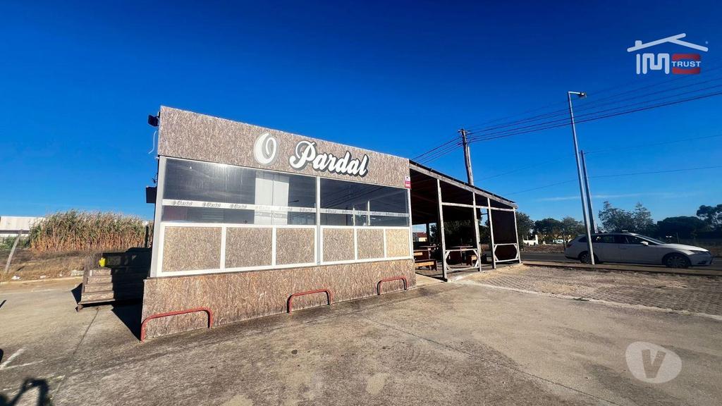 Comprar Loja Montijo - Fotos para Trespassa-se Snack Bar Totalmente Equipada com Esplanada e...