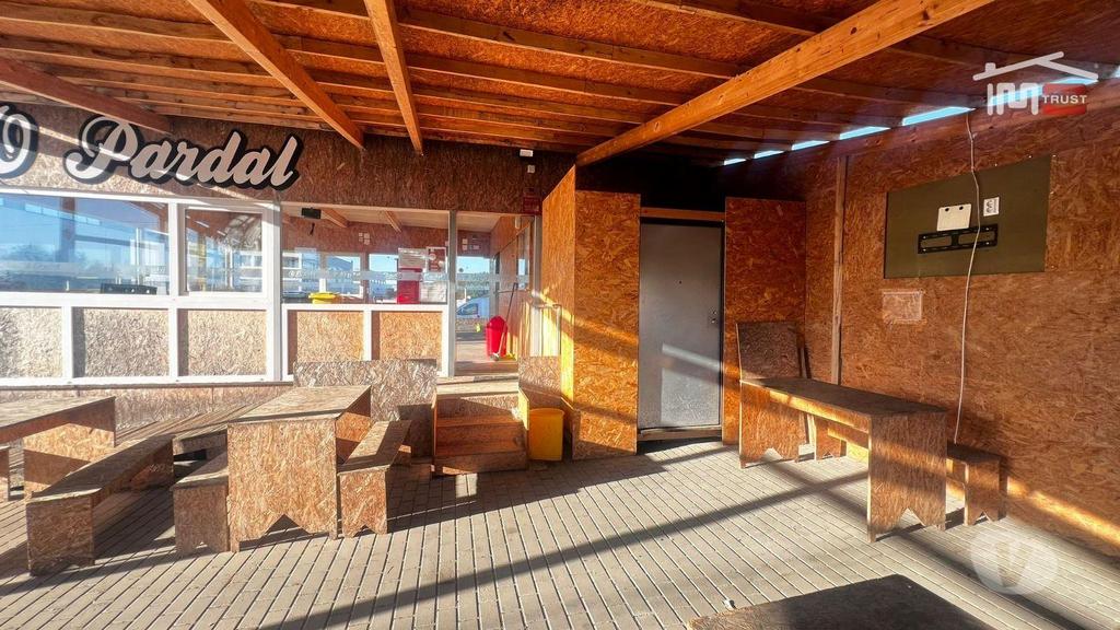 Comprar Loja Montijo - Fotos para Trespassa-se Snack Bar Totalmente Equipada com Esplanada e...