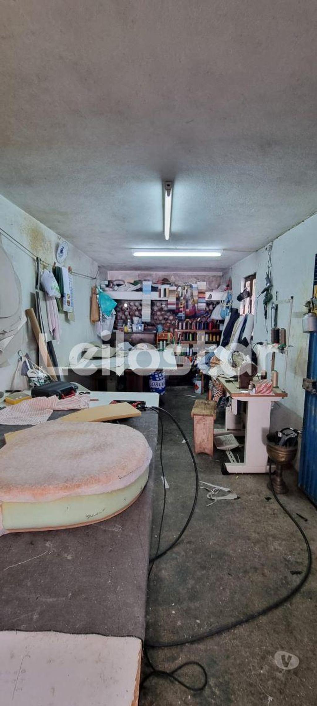 Apartamentos a venda Vila Nova de Gaia - Fotos para Moradia térrea 4 frentes com garagem e rendimento (00282)