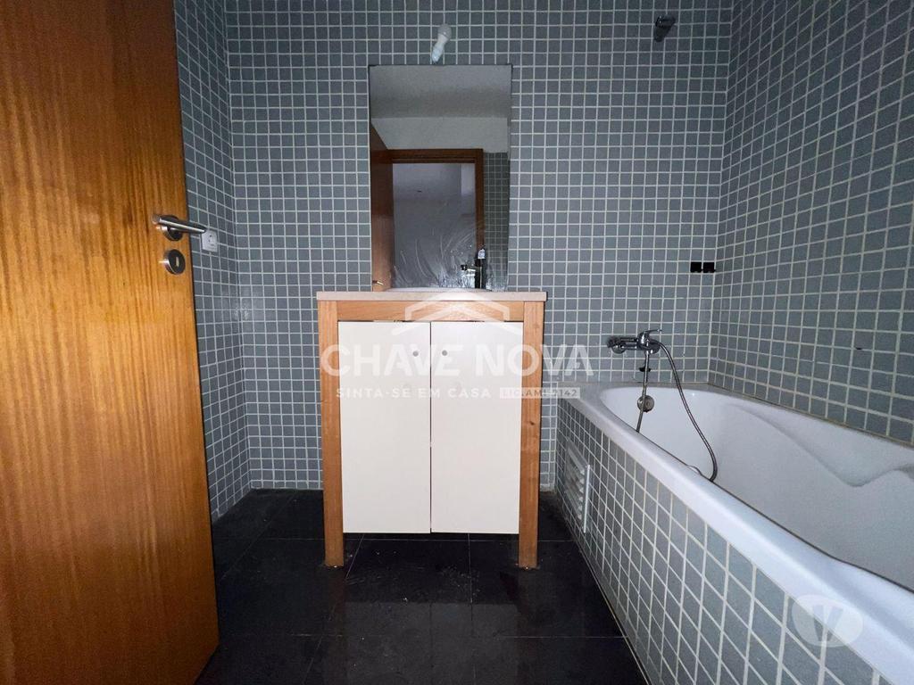 Apartamentos a venda Maia - Fotos para Maia-Apartamento T3 em Moreira c garagem (MAI 02243)