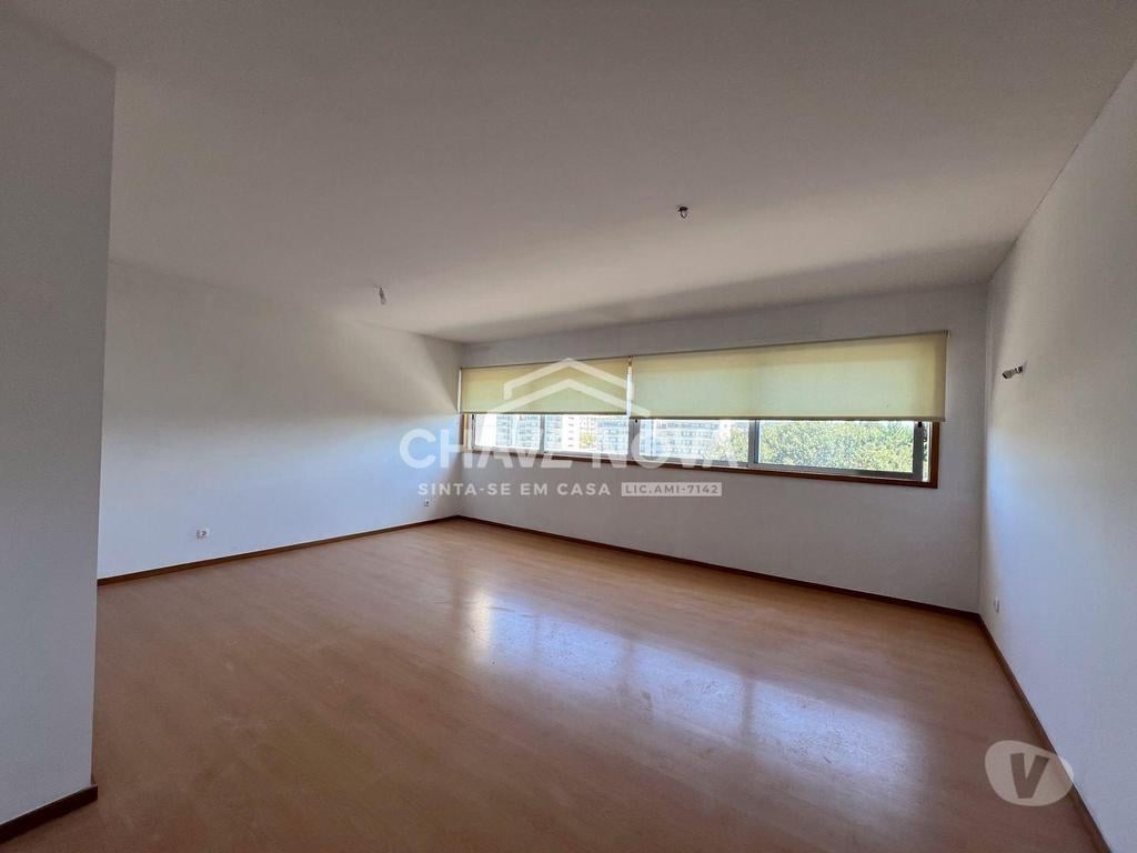 Apartamentos a venda Maia - Fotos para Maia-Apartamento T3 em Moreira c garagem (MAI 02243)