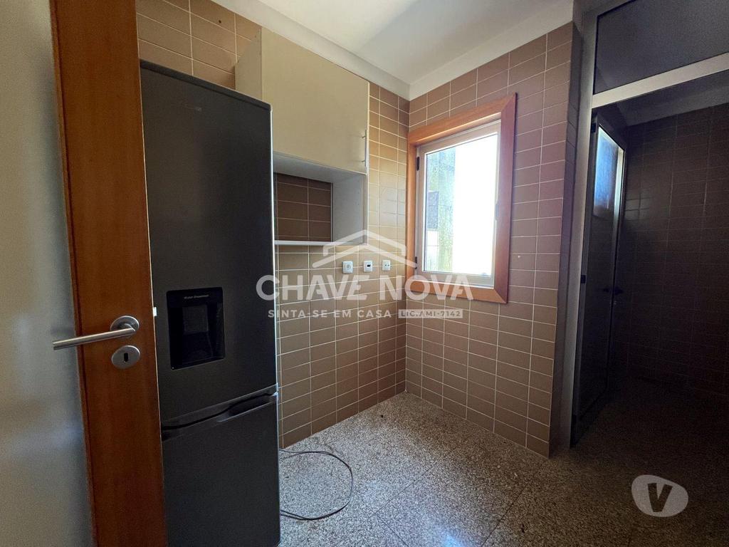 Apartamentos a venda Maia - Fotos para Maia-Apartamento T3 em Moreira c garagem (MAI 02243)