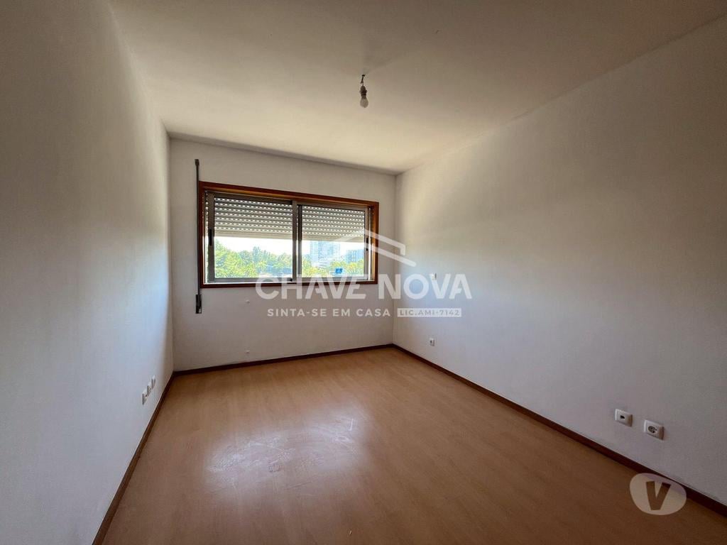 Apartamentos a venda Maia - Fotos para Maia-Apartamento T3 em Moreira c garagem (MAI 02243)