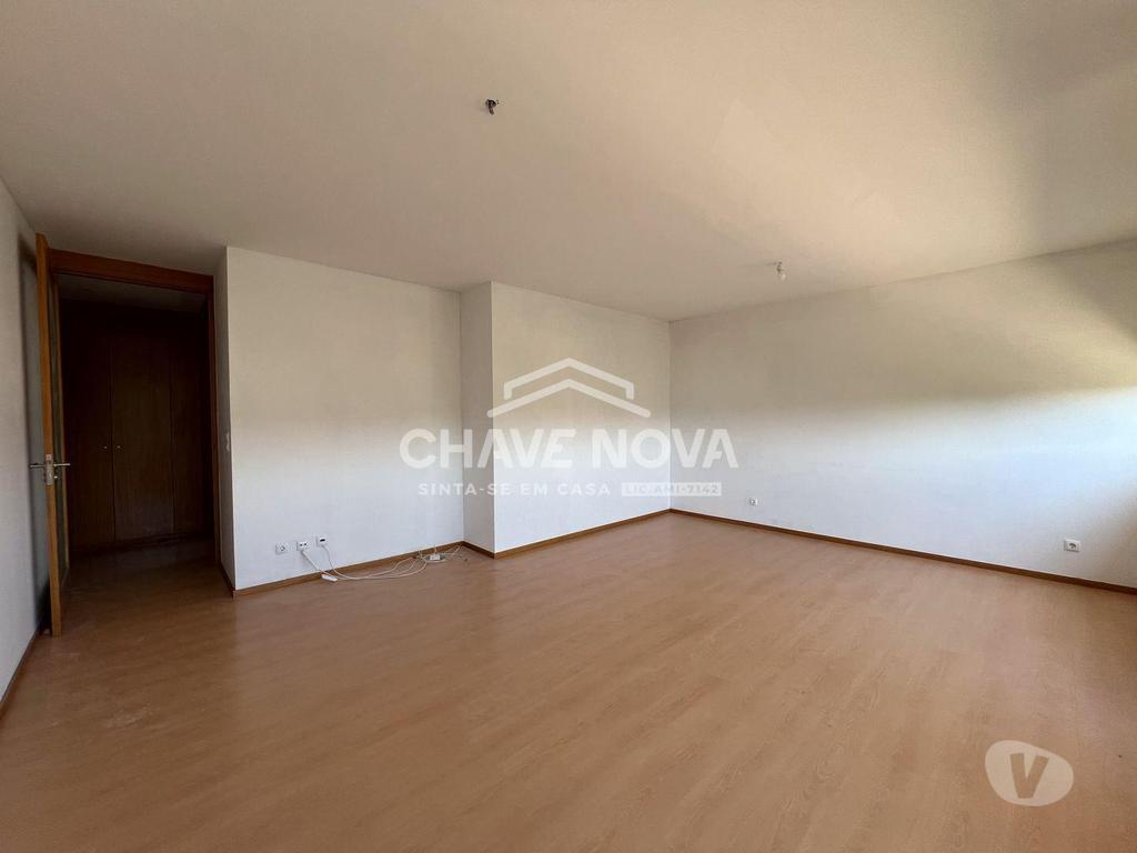 Apartamentos a venda Maia - Fotos para Maia-Apartamento T3 em Moreira c garagem (MAI 02243)