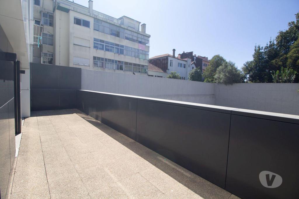Apartamentos a venda Porto - Fotos para Porto-T3 Novo na Avenida da Boavista (LUX 00160)