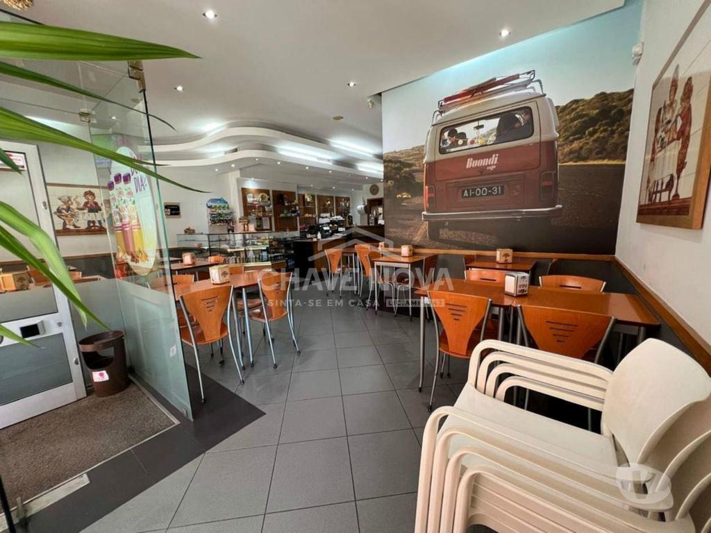 Comprar Loja Maia - Fotos para Trespasse de Cafeteria no Centro da Maia - Junto á estação de...