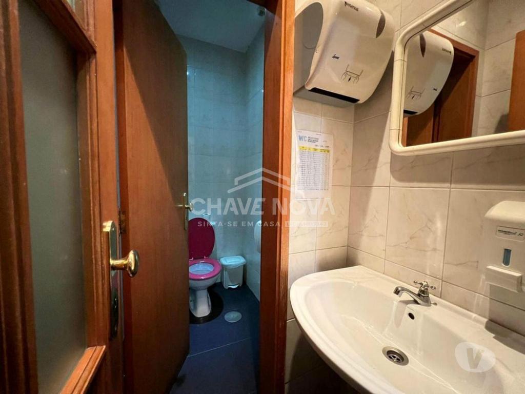 Comprar Loja Maia - Fotos para Trespasse de Cafeteria no Centro da Maia - Junto á estação de...