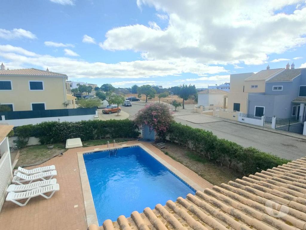 Apartamentos a venda Silves - Fotos para Silves-Encantadora Moradia em Armação de Pêra (ALBF 00191)