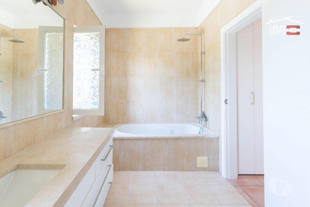 Apartamentos a venda Salvaterra de Magos - Fotos para Moradia T4 em Santarém Conforto e Tranquilidade (8-M-000088)