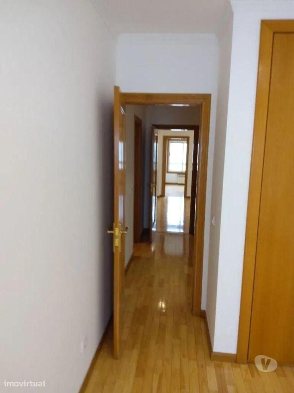 Apartamentos a venda Porto - Fotos para Apartamento, recuperado, para venda, Porto - Lordelo do Ouro e