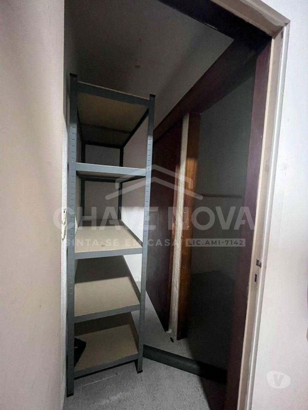 Comprar Loja Matosinhos - Fotos para Espaço comercial - Lavandaria self-service para Trespasse em...