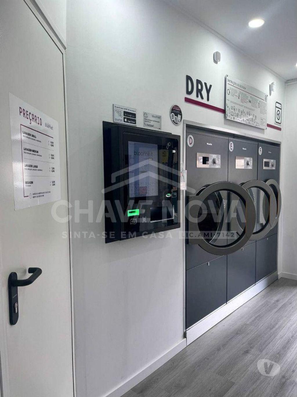 Comprar Loja Matosinhos - Fotos para Espaço comercial - Lavandaria self-service para Trespasse em...