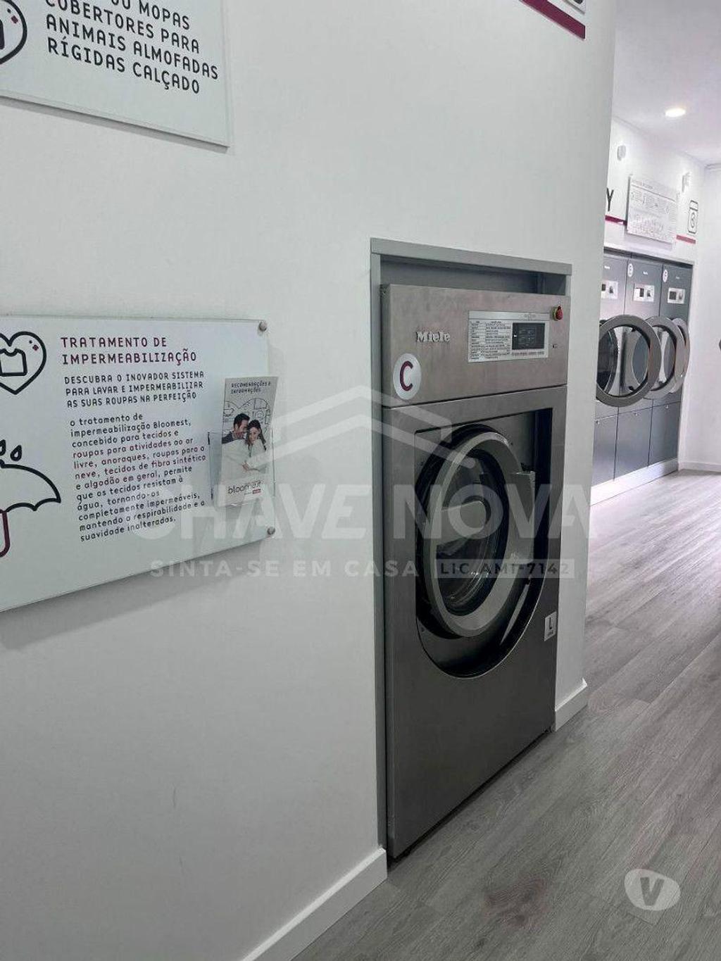 Comprar Loja Matosinhos - Fotos para Espaço comercial - Lavandaria self-service para Trespasse em...
