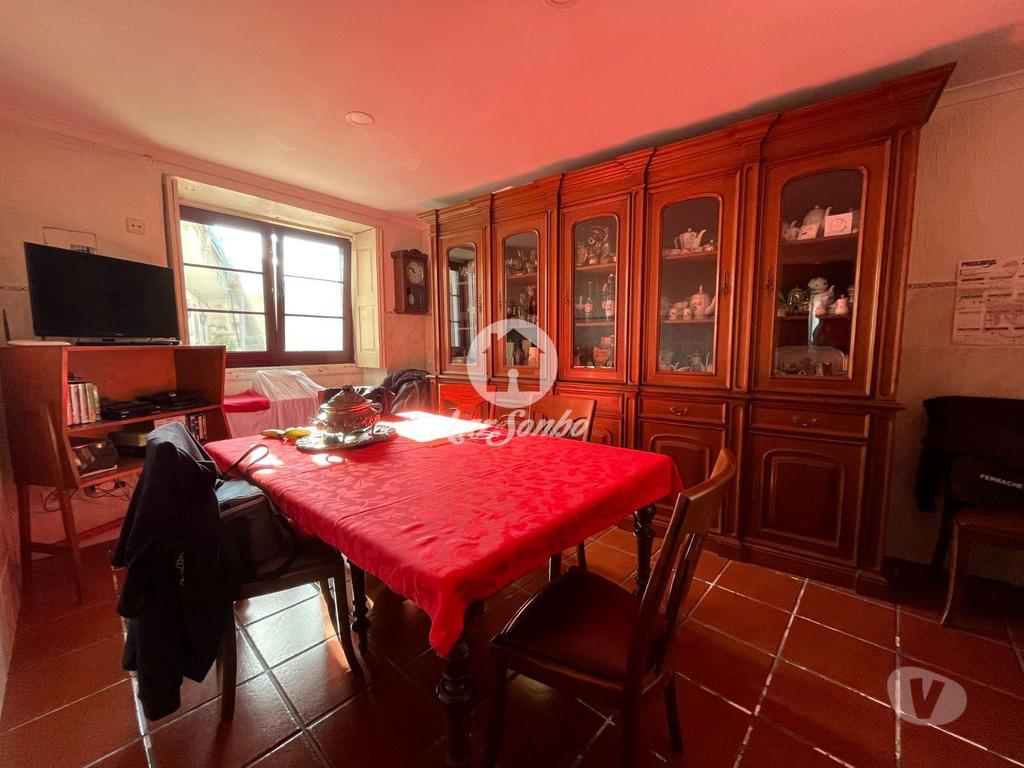 Apartamentos a venda Póvoa de Varzim - Fotos para Moradia T4 c comércio inserida em terreno c 1479m2 em Amorim,