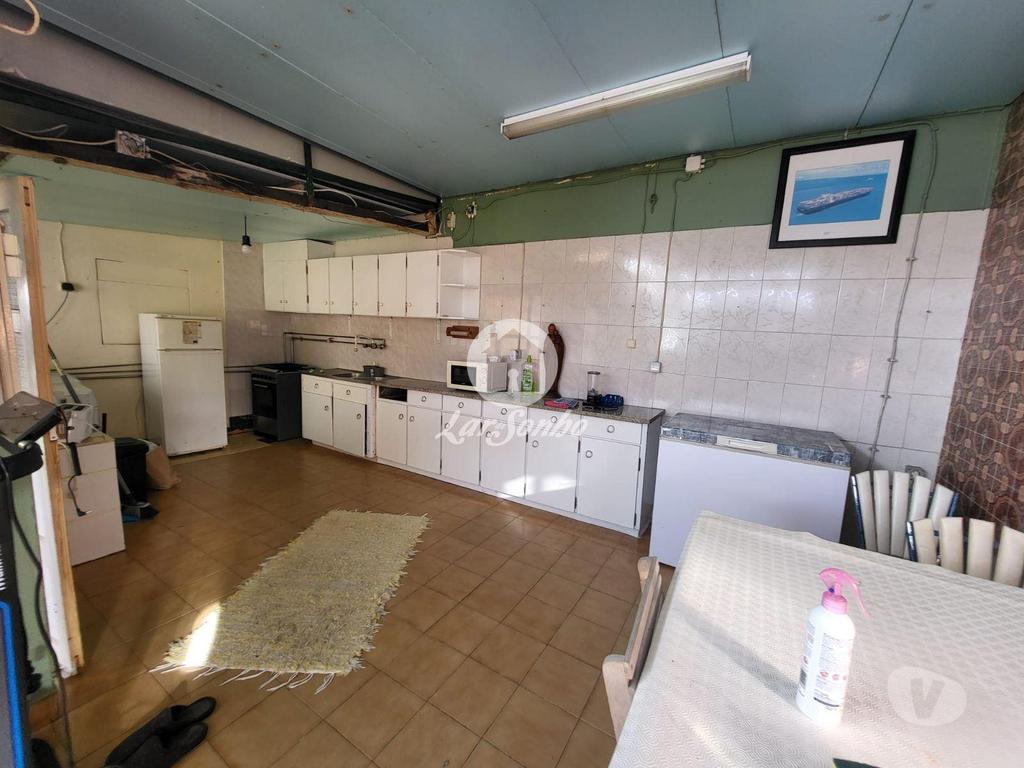 Apartamentos a venda Matosinhos - Fotos para Moradia Bifamiliar M3+ M1 a 300m da praia Lavra, Matosinhos
