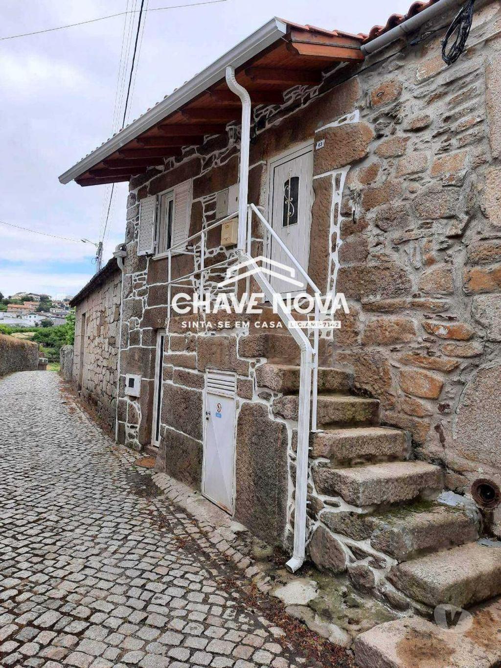 Apartamentos a venda Armamar - Fotos para Moradia T2 (2 pisos) em Pedra Restaurada - Fontelo - Armamar