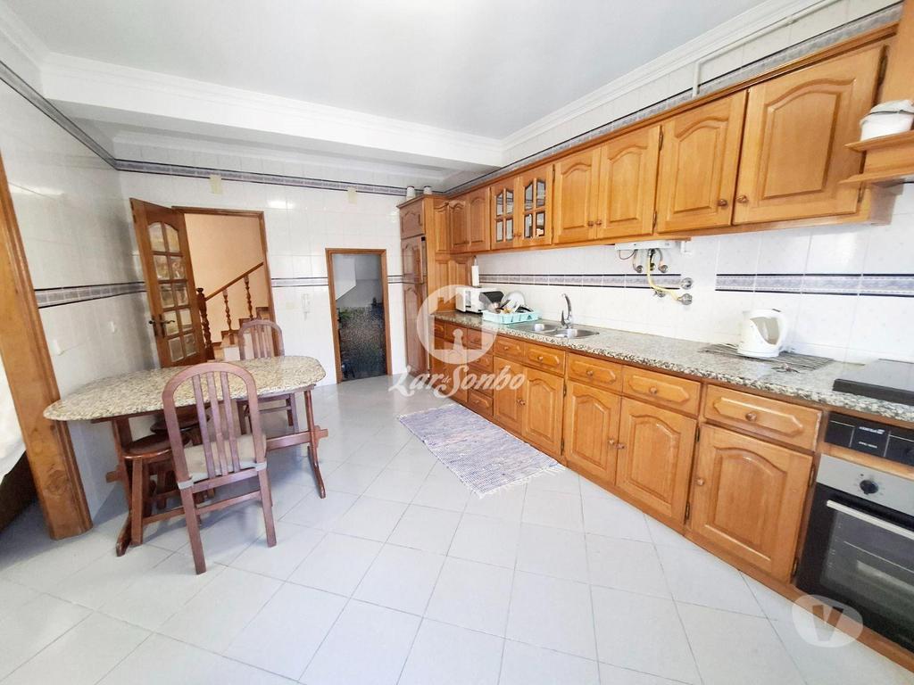 Apartamentos a venda Póvoa de Varzim - Fotos para Moradia T3 com terraço e garagem fechada no centro da Póvoa de