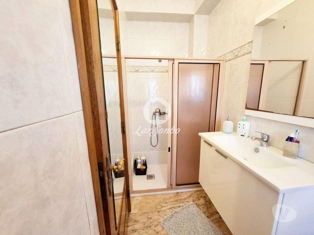 Apartamentos a venda Póvoa de Varzim - Fotos para Moradia T3 com terraço e garagem fechada no centro da Póvoa de