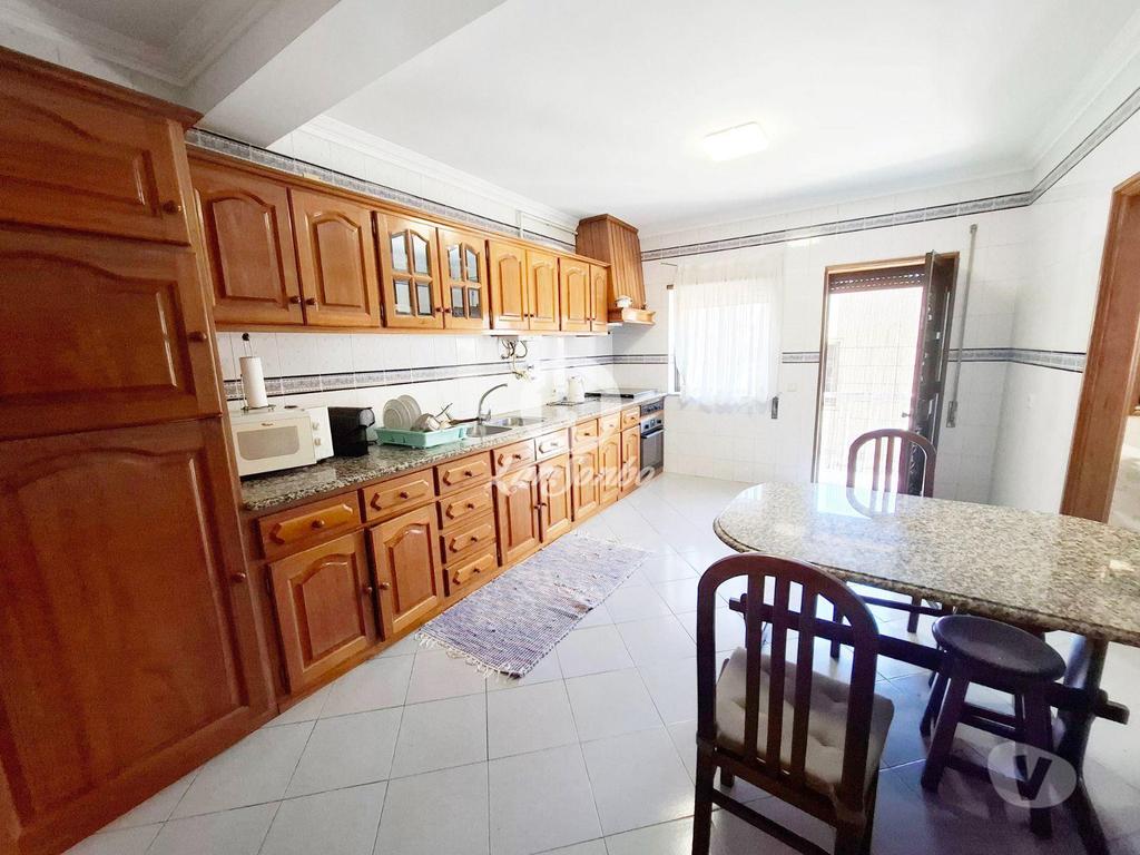 Apartamentos a venda Póvoa de Varzim - Fotos para Moradia T3 com terraço e garagem fechada no centro da Póvoa de