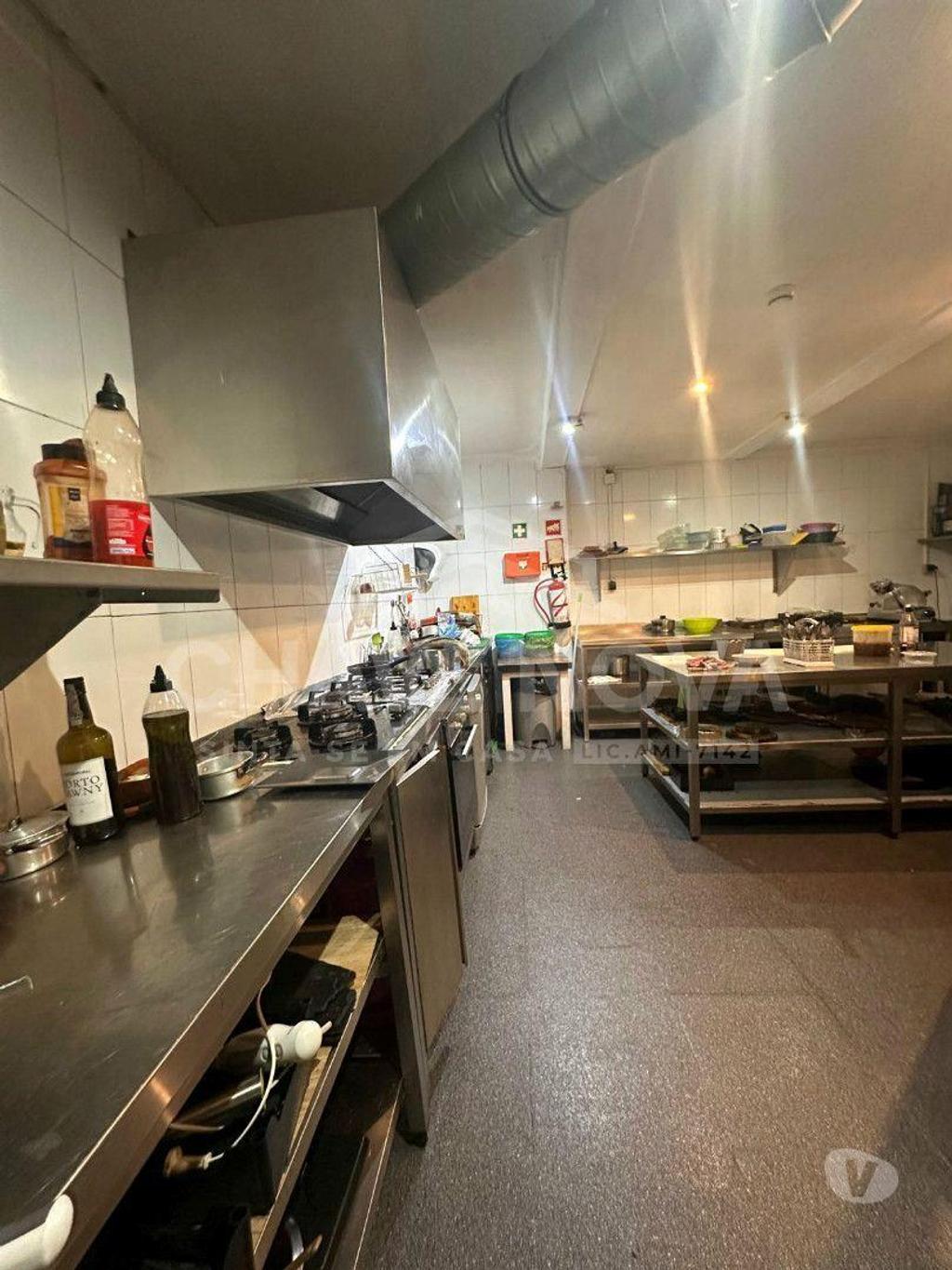 Comprar Loja Porto - Fotos para Trespasse de restaurante de tapas na Baixa do Porto