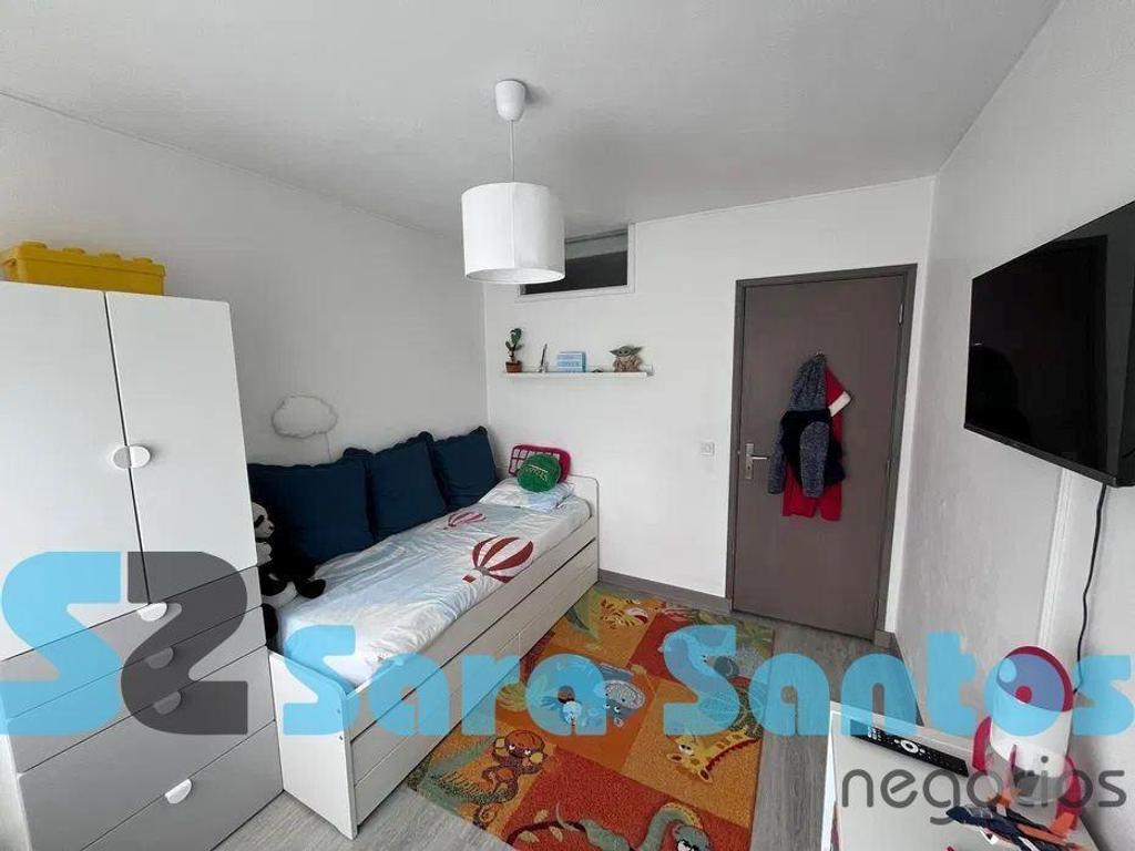 Apartamentos a venda Porto - Fotos para Porto-T3 Remodelado próximo Norte Shopping- Porto (SS0959)