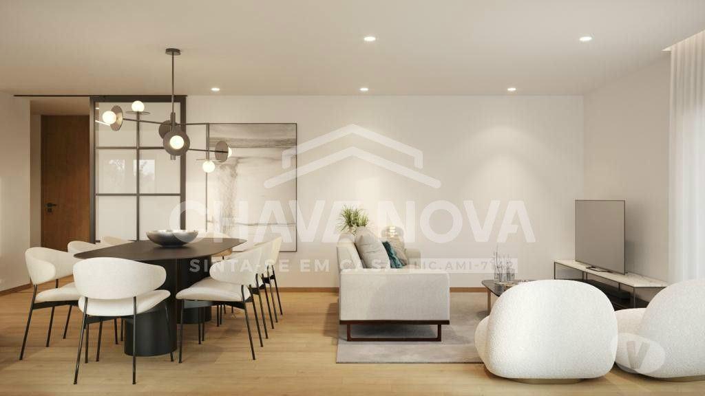 Apartamentos a venda Vila Nova de Gaia - Fotos para Excelente T2 No 3 piso junto à estação ferroviária das Devesas
