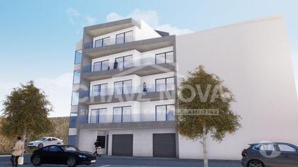 Casas para vender - Fotos para Excelente T2 No 3 piso junto à estação ferroviária das Devesas