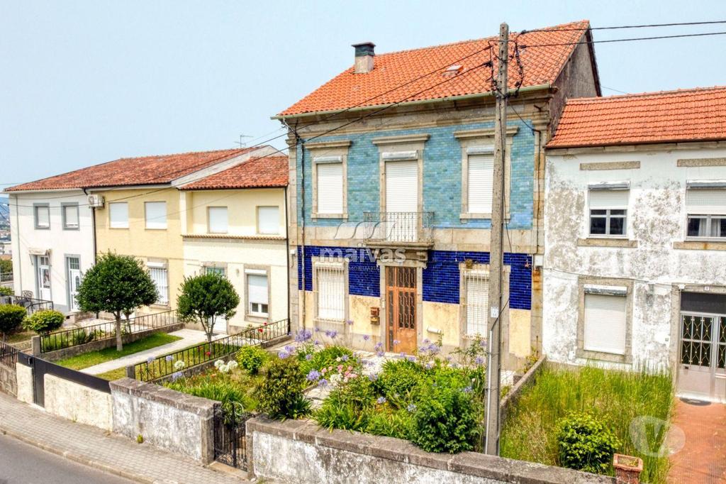 Comprar Loja Braga - Fotos para Prédio c 3 Frações