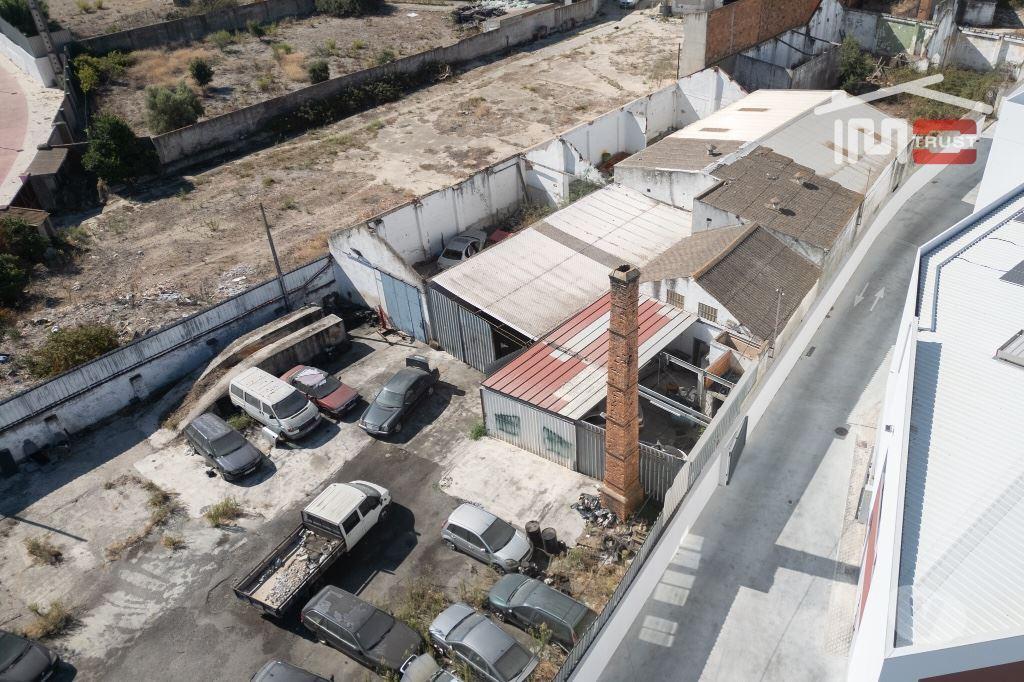 Comprar Loja Montijo - Fotos para **"Oportunidade Única: Terreno Urbano de 1.921 m² no Montijo...