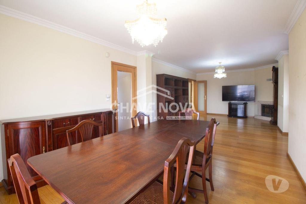 Apartamentos a venda Vila Nova de Gaia - Fotos para Apartamento T4 Dúplex Último Piso c Terraço em Santa Marinha