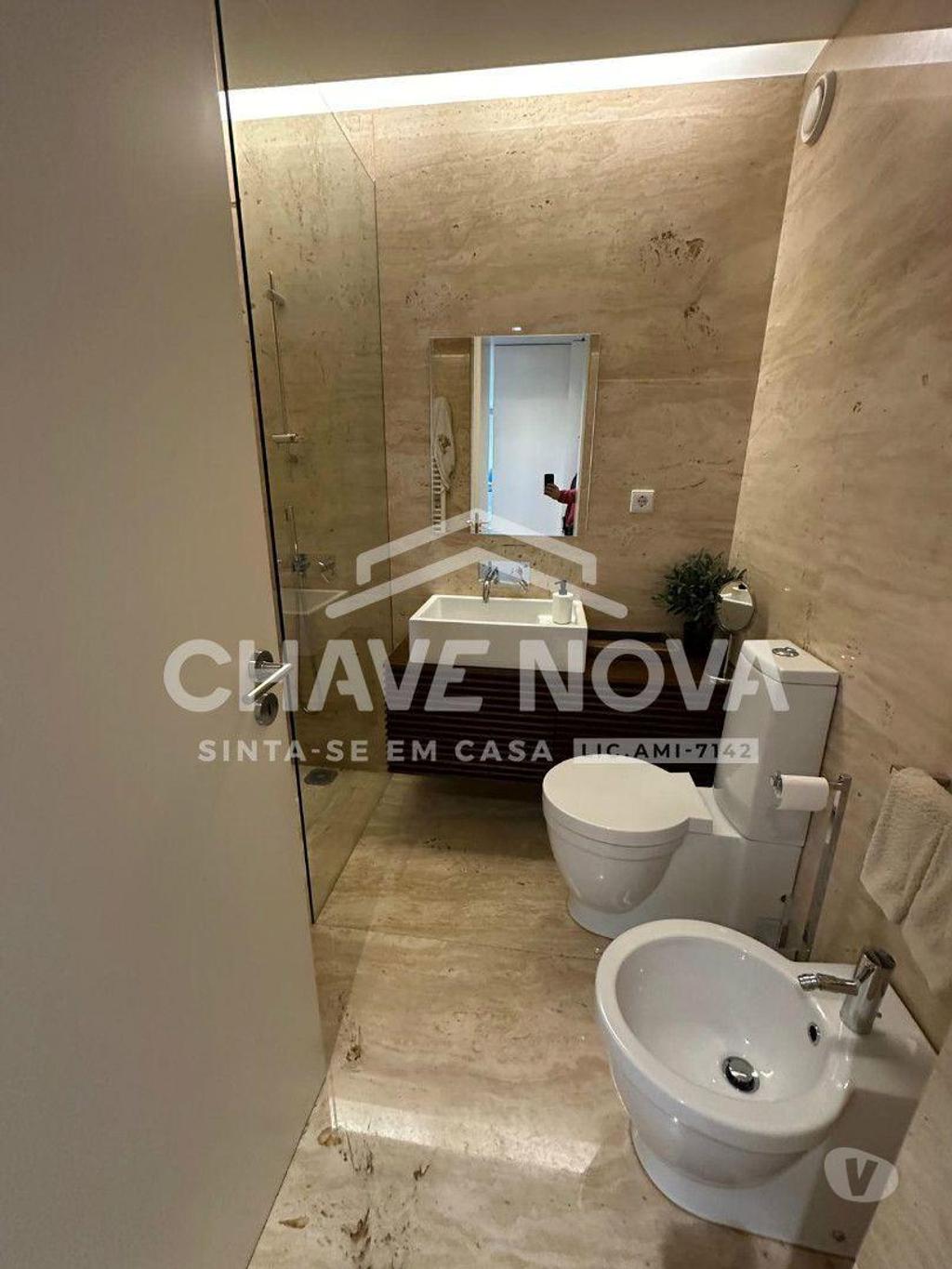Apartamentos a venda Porto - Fotos para Apartamento T3 usado excelente estado centro Porto (AR 04567)