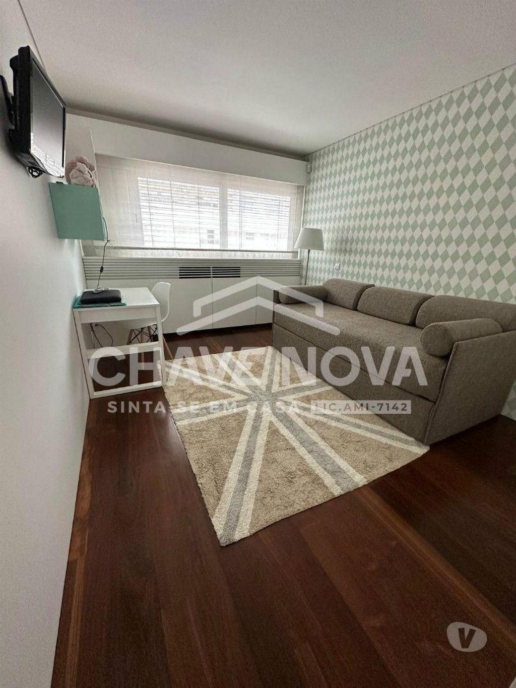 Apartamentos a venda Porto - Fotos para Apartamento T3 usado excelente estado centro Porto (AR 04567)