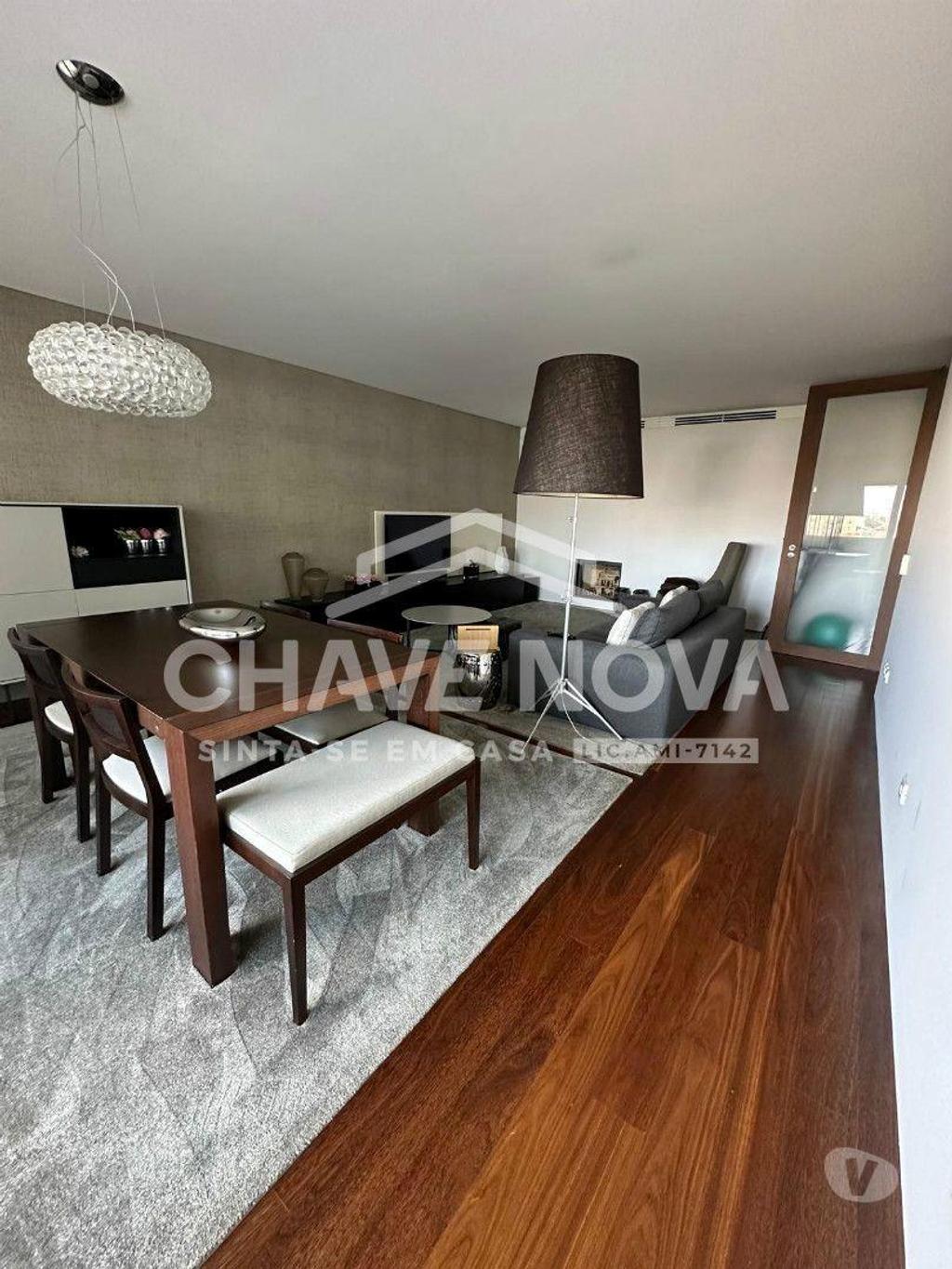 Apartamentos a venda Porto - Fotos para Apartamento T3 usado excelente estado centro Porto (AR 04567)