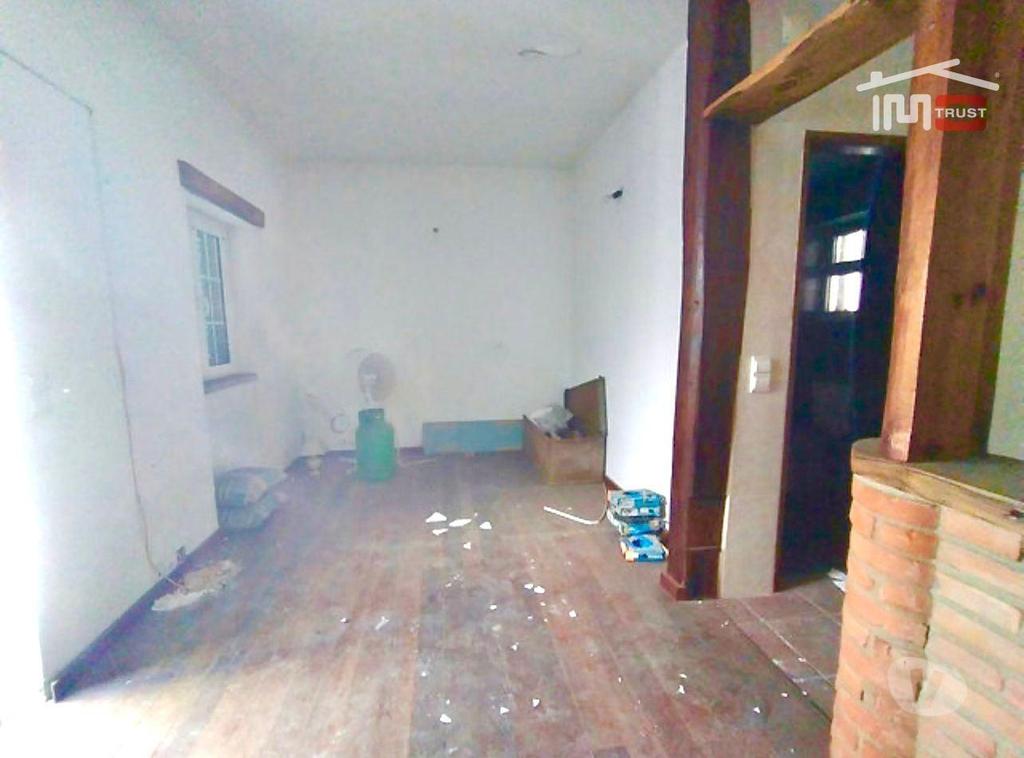 Apartamentos a venda Seixal - Fotos para Seixal-Pequena Moradia em obras - 252 (6-M-000940)