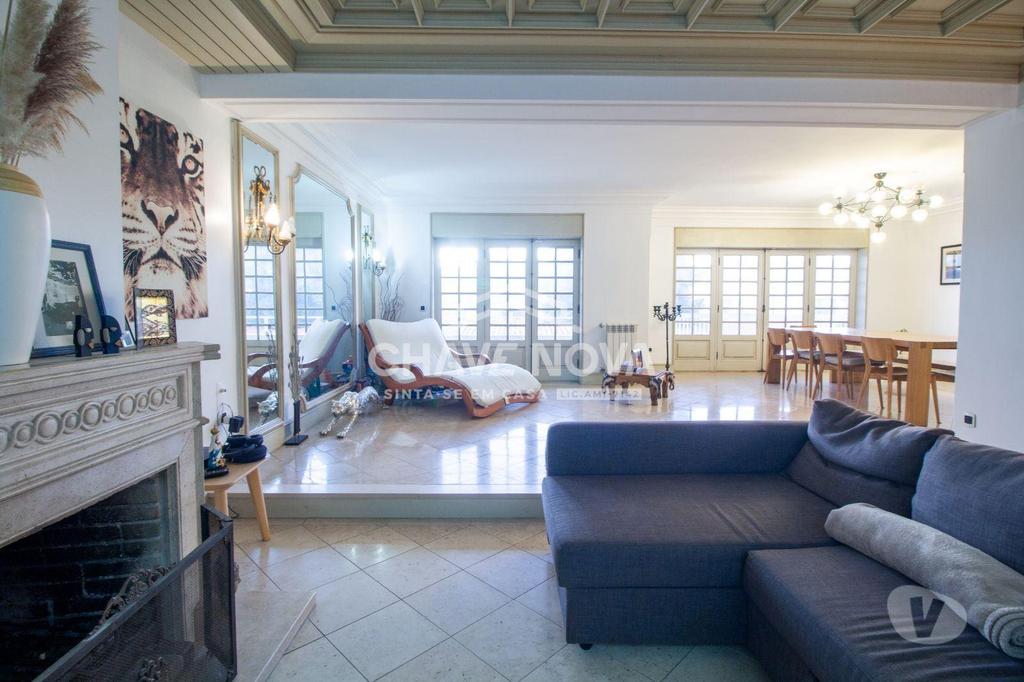 Apartamentos a venda Vila Nova de Gaia - Fotos para Moradia Geminada V4 c Vistas Mar e Garagem em Canidelo (2º