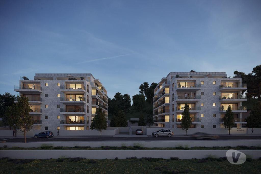 Apartamentos a venda Vila Nova de Gaia - Fotos para T3 com 3 varanda na margem Sul do rio Douro (AR 03463)