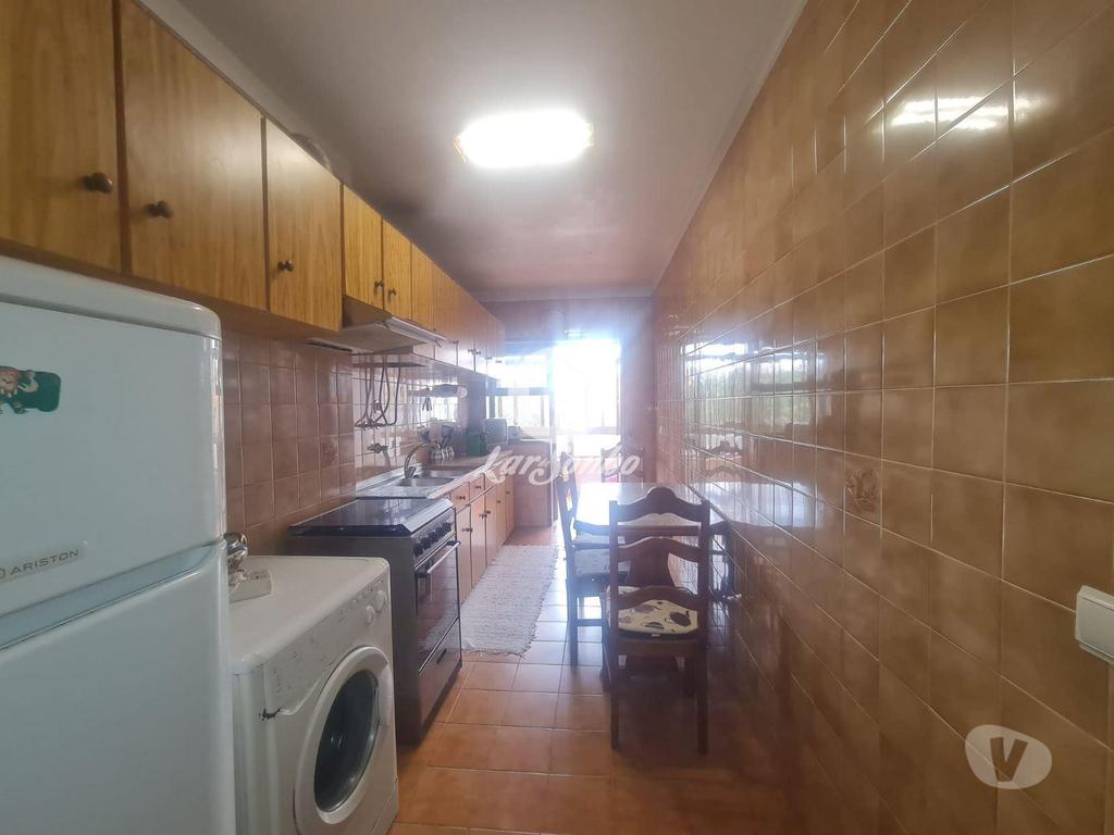 Apartamentos a venda Póvoa de Varzim - Fotos para T2 com L.G. a 150m da praia de Aver-o-Mar (240-A-25297)