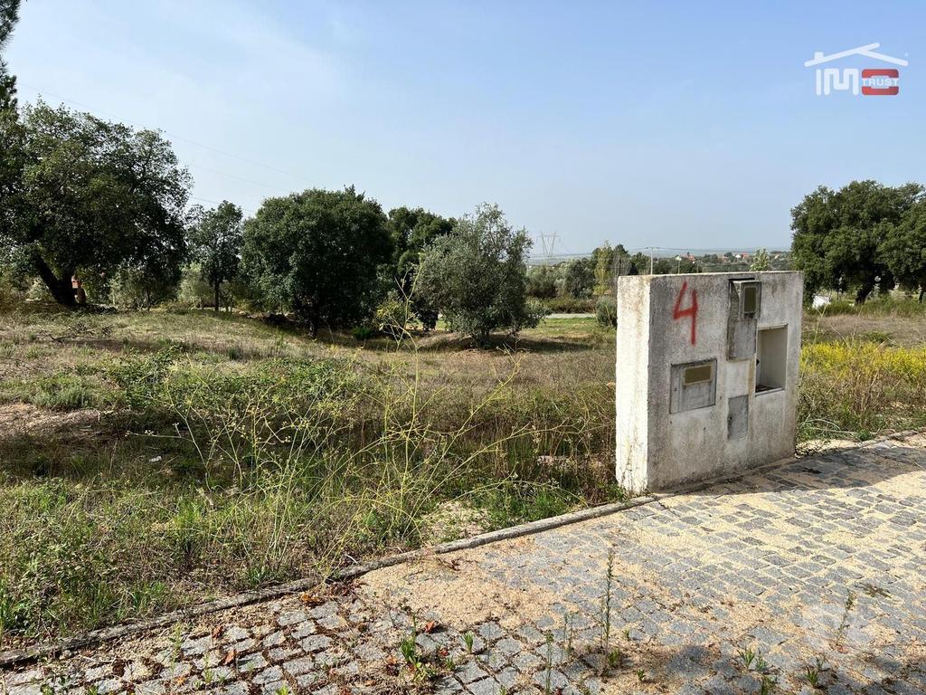Comprar Loja Abrantes - Fotos para Lote para Construção - Urbano - 490 m² em Mouriscas, Abrantes