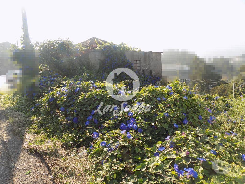 Apartamentos a venda Vila Nova de Famalicão - Fotos para Moradia p recuperar M5 - Bairro (240-M-20300)