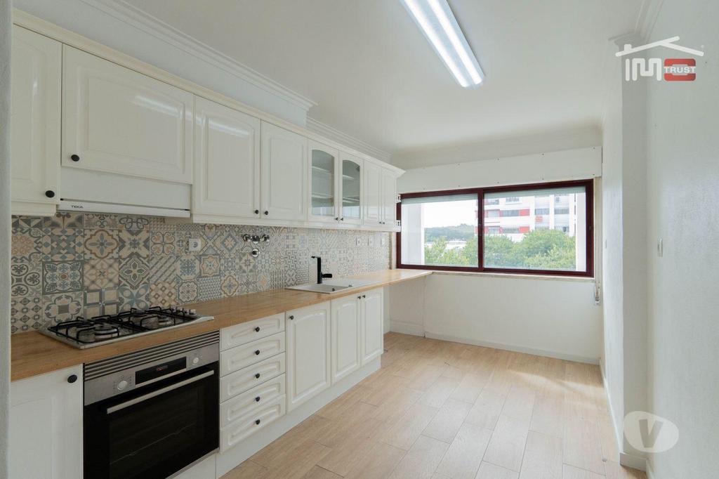 Imóveis para alugar Sintra - Fotos para T2 Algueirão para arrendamento