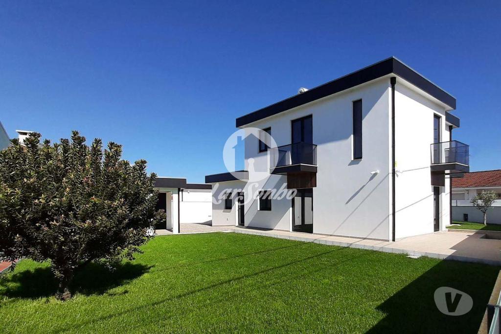 Apartamentos a venda Ovar - Fotos para Moradia T4 Nova para Venda em Esmoriz - Oportunidade Imperdível!