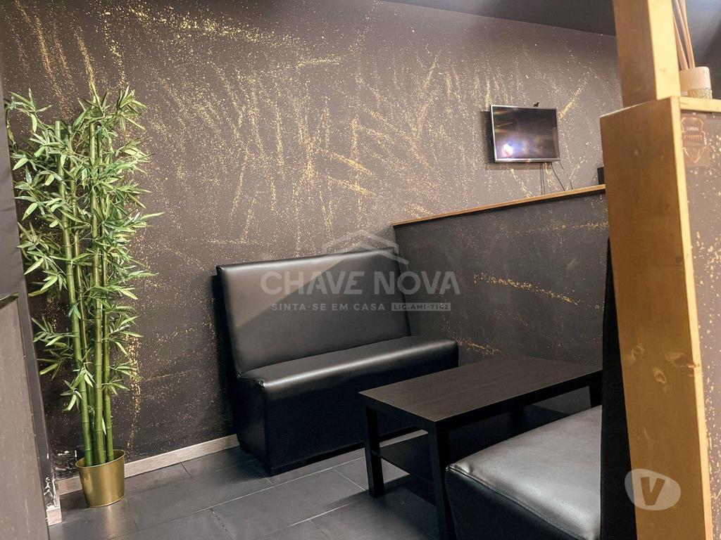 Comprar Loja Matosinhos - Fotos para Trespasse de barbearia no centro de Matosinhos - Porto.