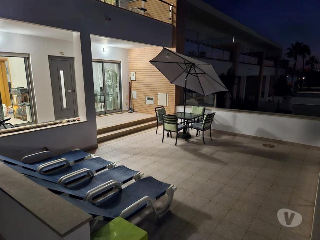 Apartamentos a venda Albufeira - Fotos para Moradia Geminada em condominio com Piscina e Garagem (ALBF 00192)