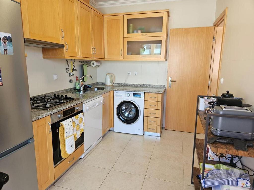 Apartamentos a venda Albufeira - Fotos para Moradia Geminada em condominio com Piscina e Garagem (ALBF 00192)